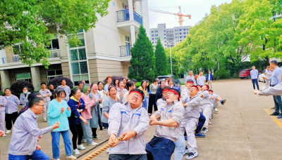 迎亚运、庆“五一”Jackpot职工拔河比赛